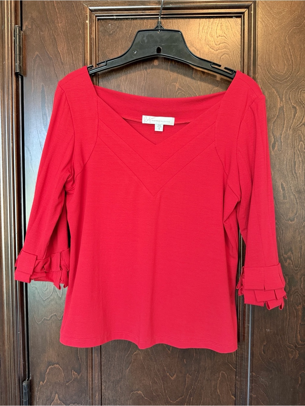Renfrew Collection Red Scoop Neck 3/4 Sleeve Top with Layered Ruffle Cuffs